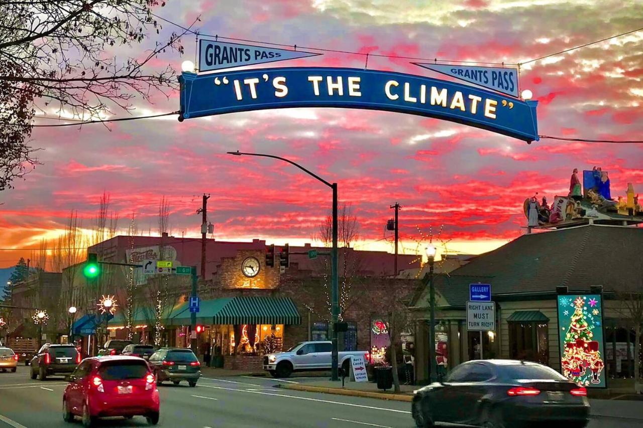 Cedar Mountain -Suite B Grants Pass Kültér fotó
